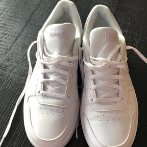 Adidas tennis shoes NWOT